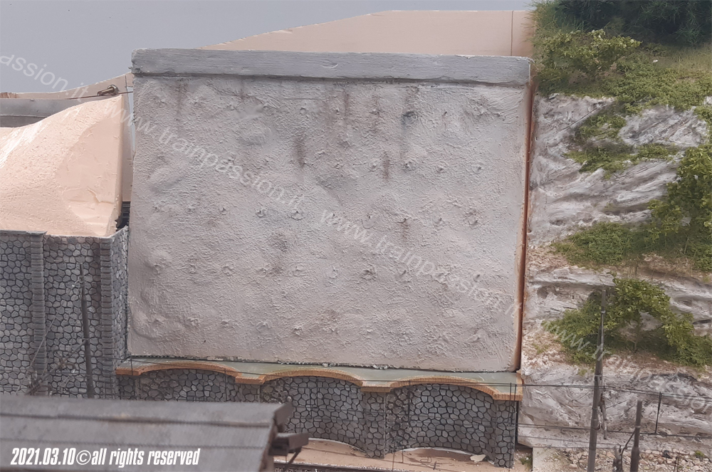 Posizionamento del blocco in spritz beton